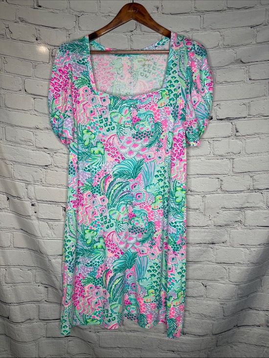 Lilly Pulitzer Dresses & Skirts - Lilly Pulitzer Tropical Print Shift Dress W/Square Neck Size X-Large